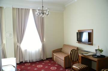 Фото номера Трехместный номер Отель Hotel President г. Коцк 4
